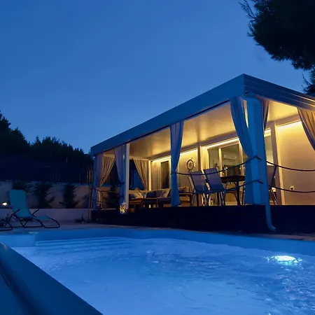 Apartment Salvia Beachside Homes With Private Pools